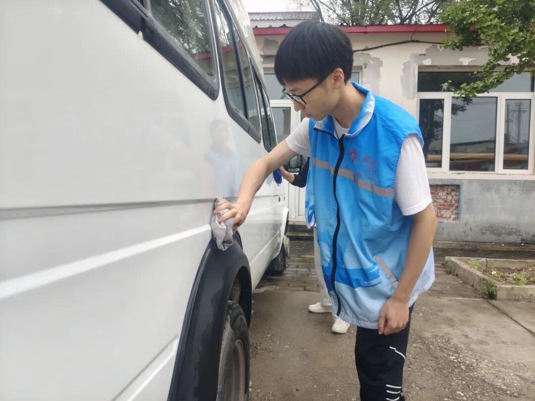 【改革提質年】百善鎮上東廓村:志愿服務煥新校車,文明實踐溫暖民心 【改革提質年】百善鎮上東廓村:志愿服務煥新校車,文明實踐溫暖民心