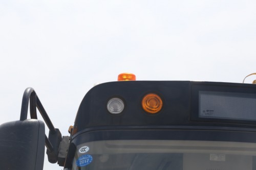 海格客車與閻良合力打造校車運營典范/ \